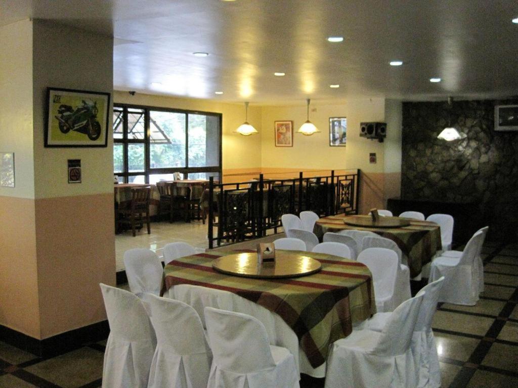 באגויו City Travel Hotel מראה חיצוני תמונה